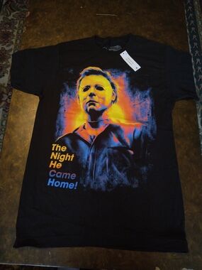 Halloween - Michael Myers -The Night He Came Home! Graphic Black Tee NWT